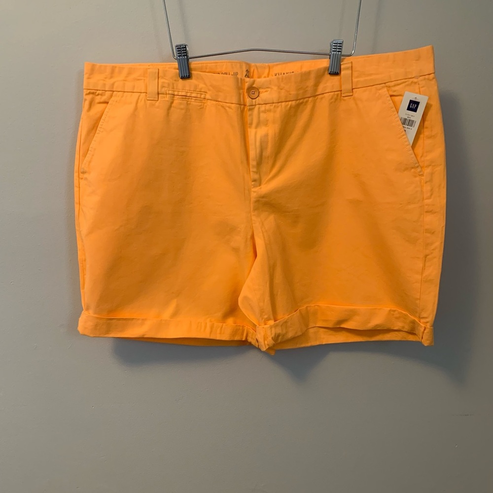 GAP Woman’s Khakis Shirts.
